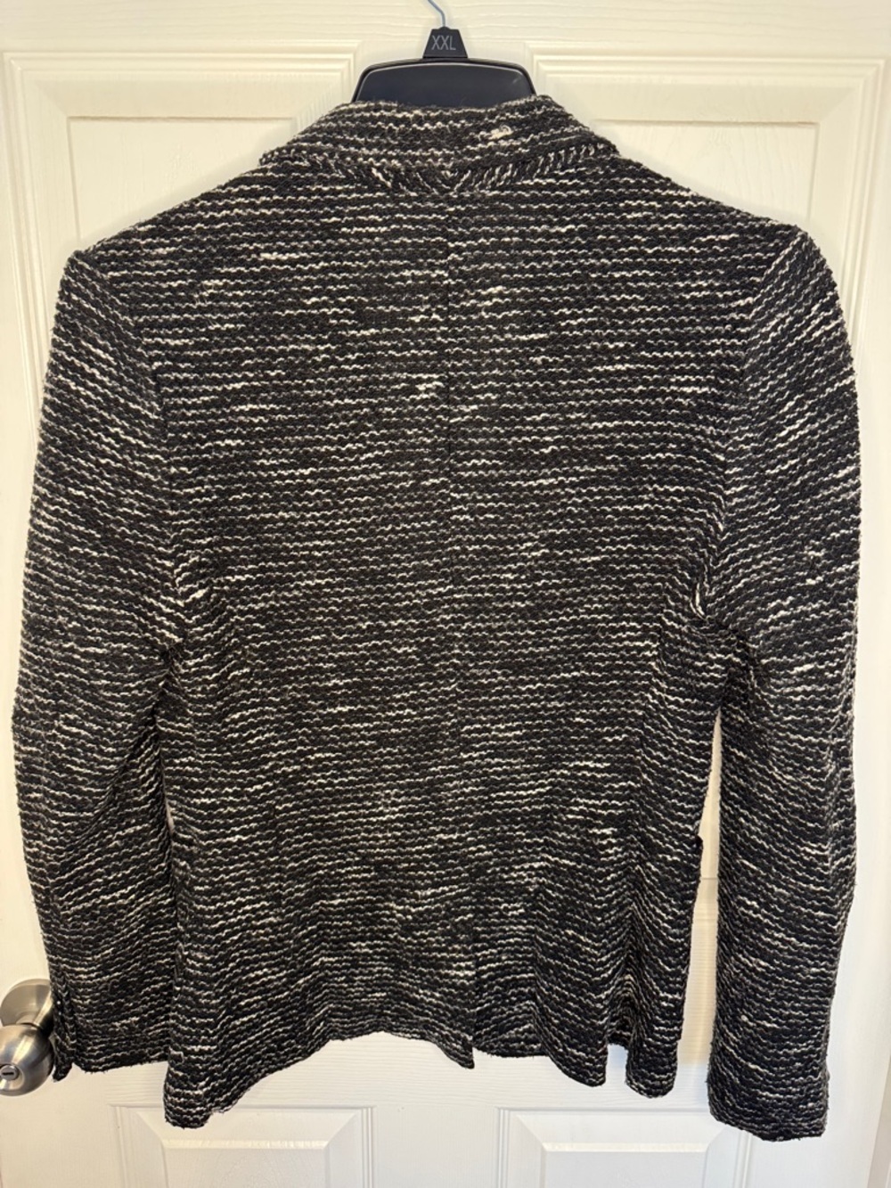 EUC Woman’s Black & Silver Knit Blazer - Picture 8 of 8